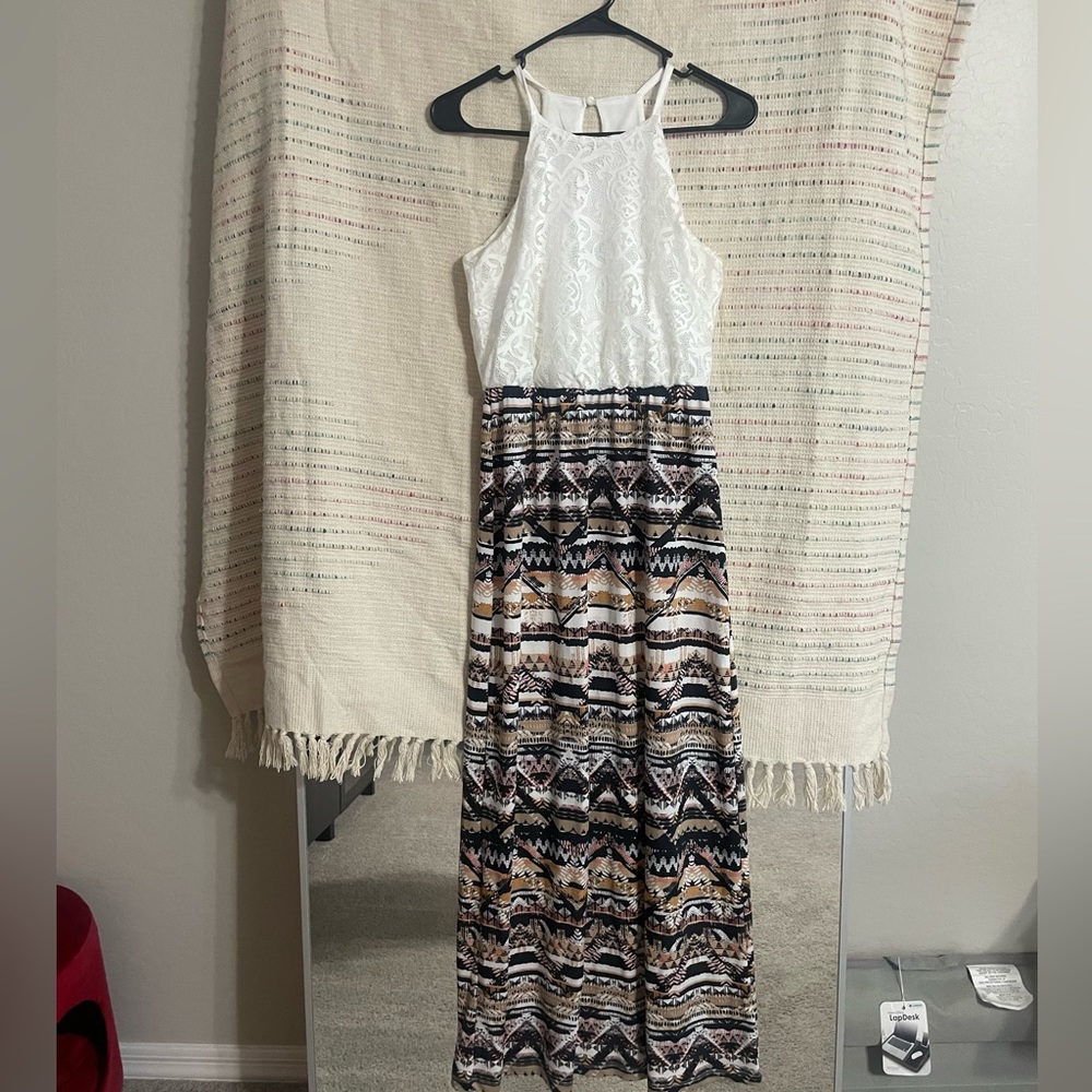 White and multicolor maxi dress with halter top